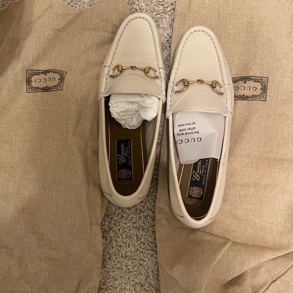 GUCCI WOMEN'S HORSEBIT 1953 LOAFER. SIZE: 37 1/2 EU ( 7 US). WHITE LEATHER - Picture 10 of 11